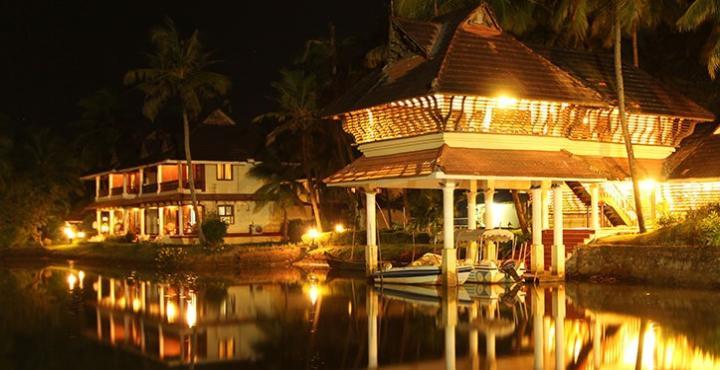 Aquasserenne Kollam Extérieur photo