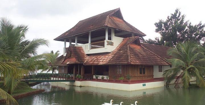 Aquasserenne Kollam Extérieur photo