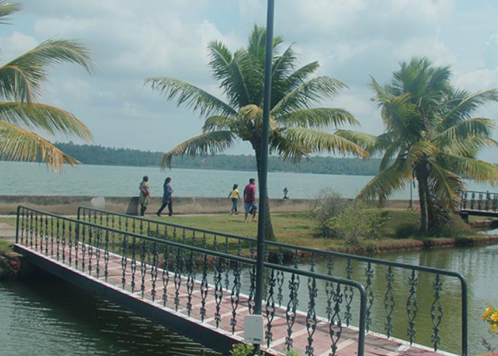 Aquasserenne Kollam Extérieur photo