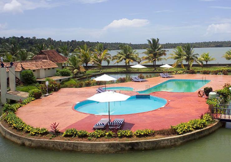 Aquasserenne Kollam Extérieur photo